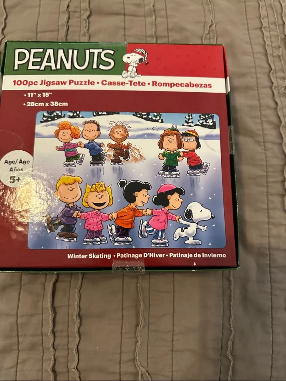 Peanuts Winter Skating Puzzle - NEW 100 pc